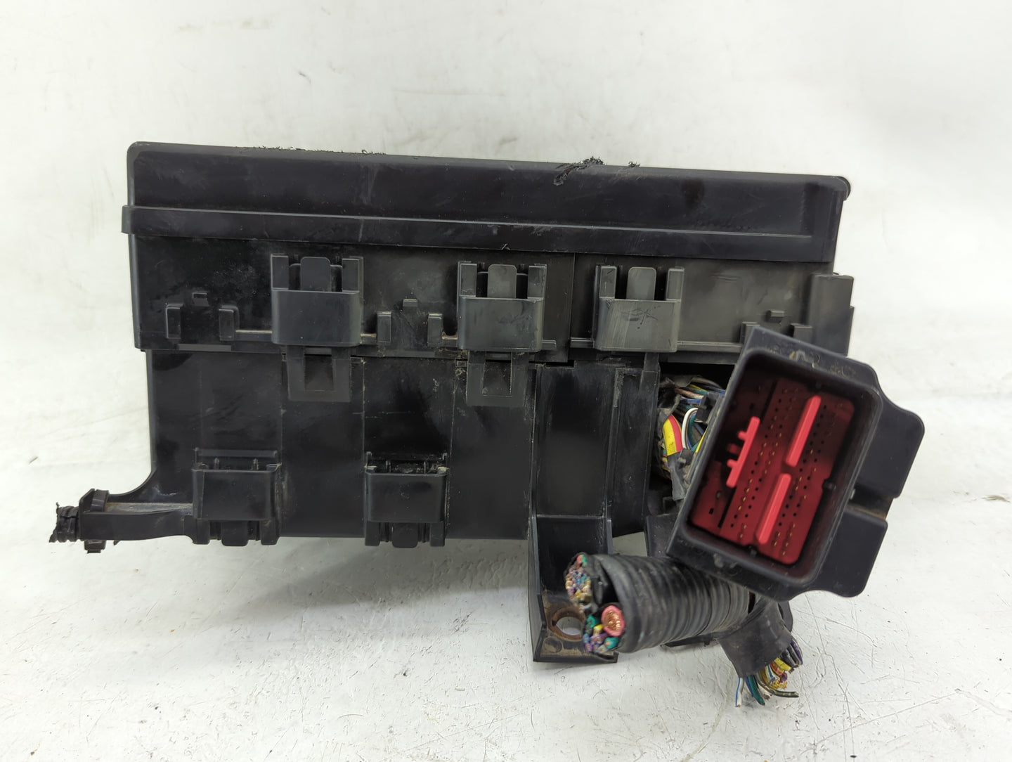 2010-2012 Ford Fusion Fusebox Fuse Box Panel Relay Module Fits Fits 2010 2011 2012 OEM Used Auto Parts - Oemusedautoparts1.c