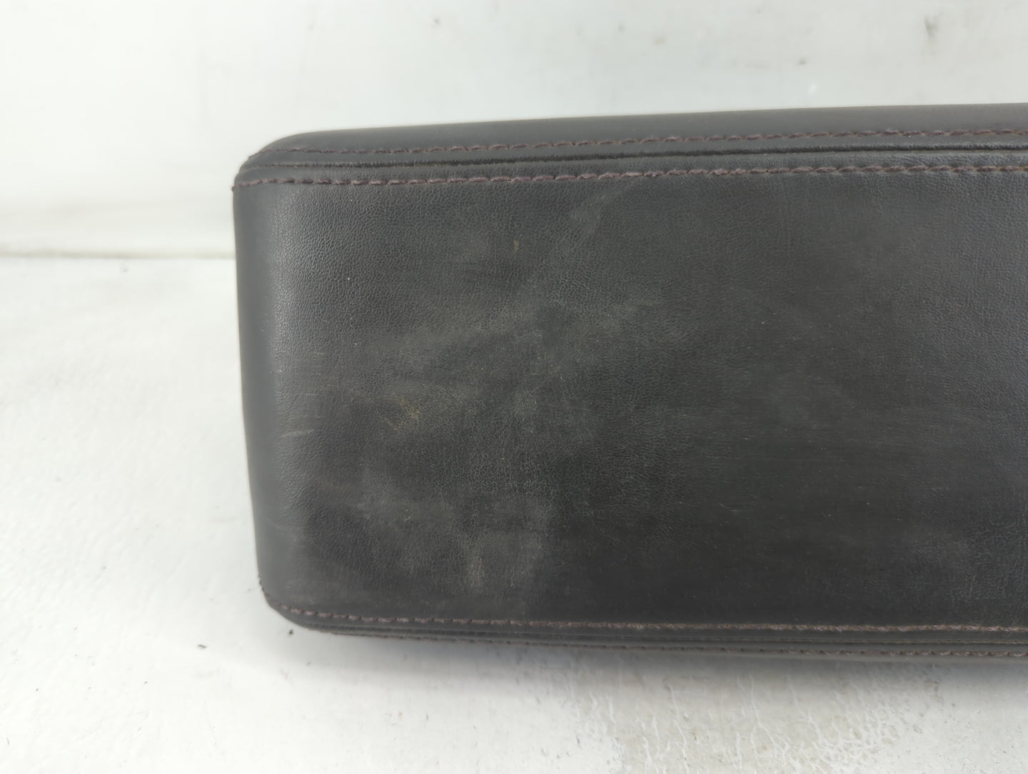 2012 Ford Fusion Center Console Armrest Cover Lid P/N:W1216B Fits OEM Used Auto Parts - Oemusedautoparts1.com