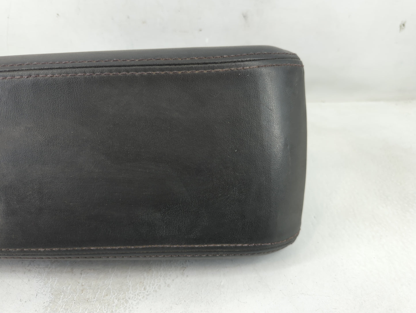 2012 Ford Fusion Center Console Armrest Cover Lid P/N:W1216B Fits OEM Used Auto Parts - Oemusedautoparts1.com