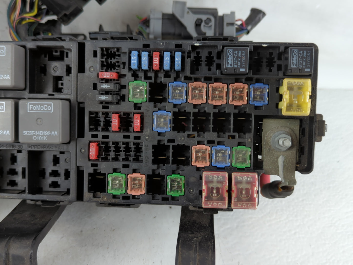 2010-2012 Ford Fusion Fusebox Fuse Box Panel Relay Module P/N:BE5T-14290-E Fits Fits 2010 2011 2012 OEM Used Auto Parts - Oe