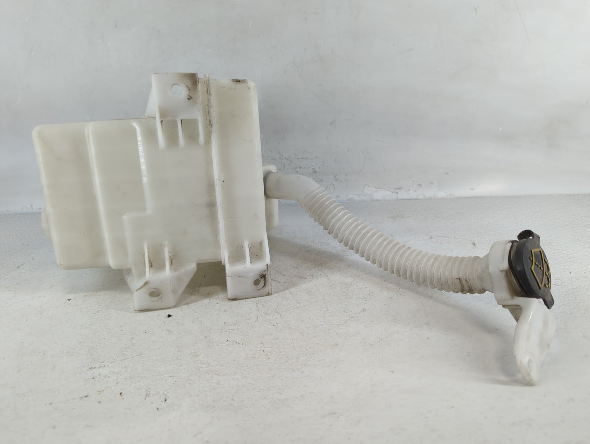 2010-2012 Ford Fusion Radiator Coolant Overflow Expansion Tank Bottle 859293 - Oemusedautoparts1.com