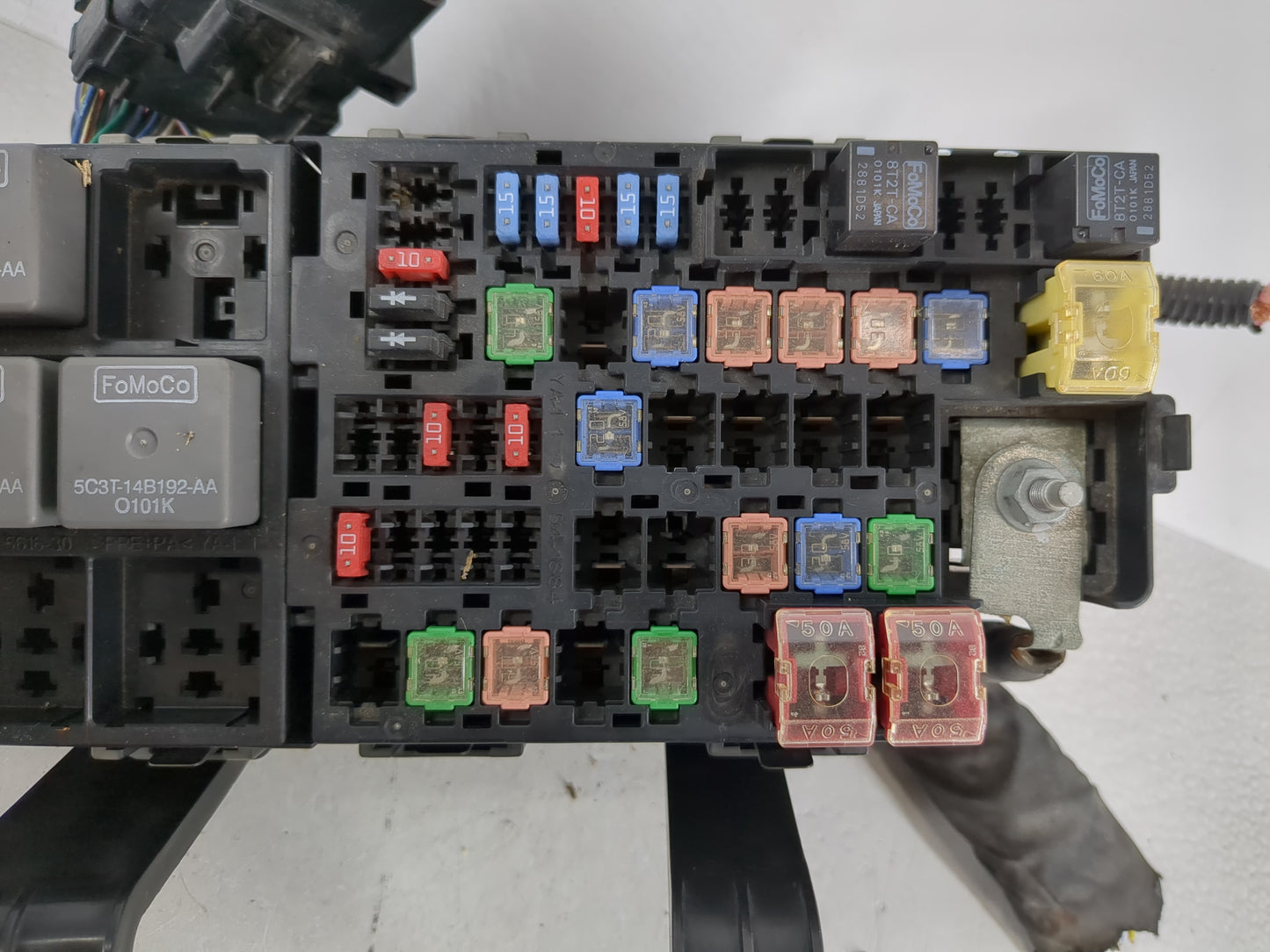 2010-2012 Ford Fusion Fusebox Fuse Box Panel Relay Module Fits Fits 2010 2011 2012 OEM Used Auto Parts - Oemusedautoparts1.c