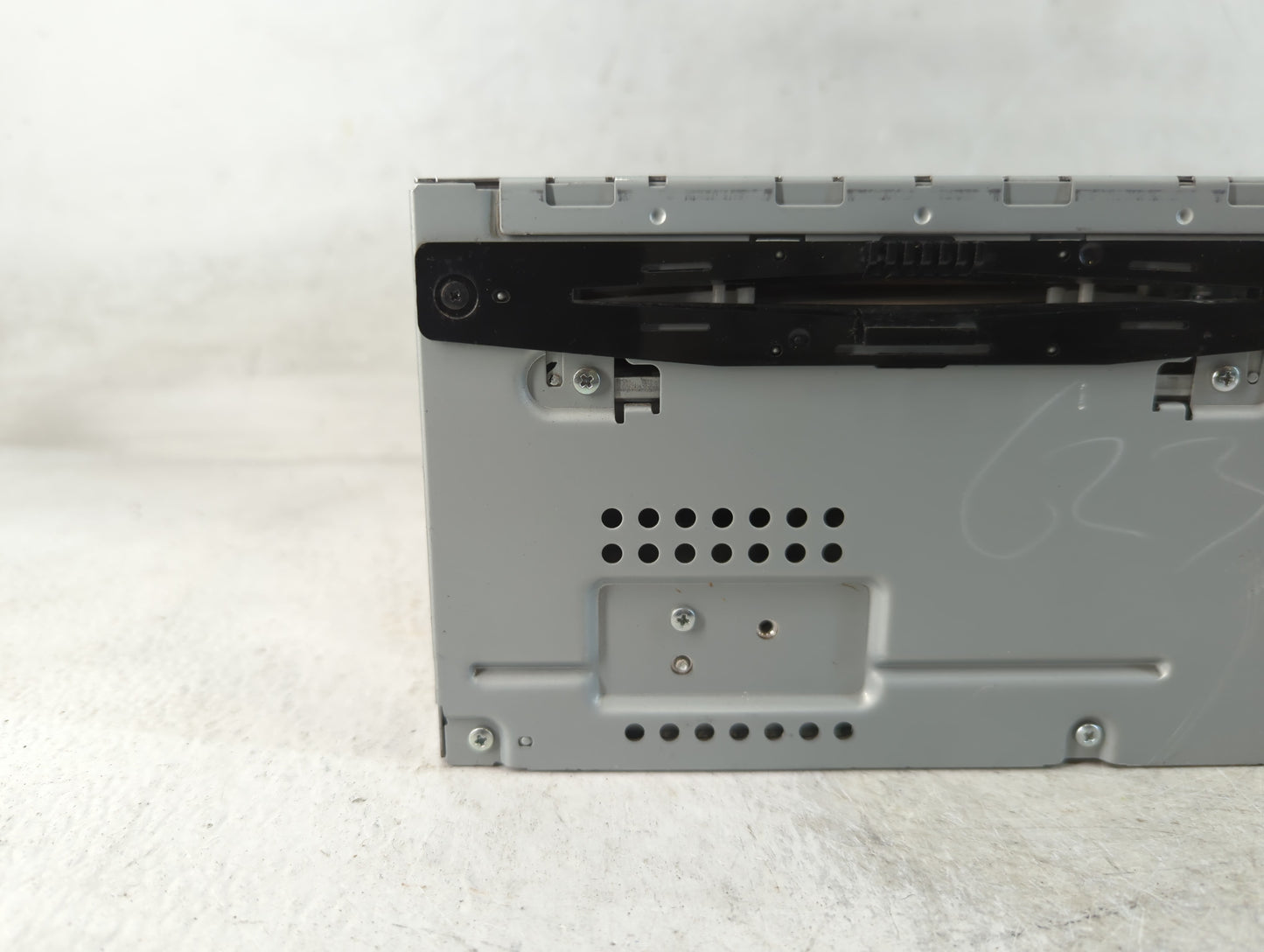 2010-2012 Ford Fusion Radio AM FM Cd Player Receiver Replacement P/N:BE5T-19C157-AB Fits Fits 2010 2011 2012 OEM Used Auto P