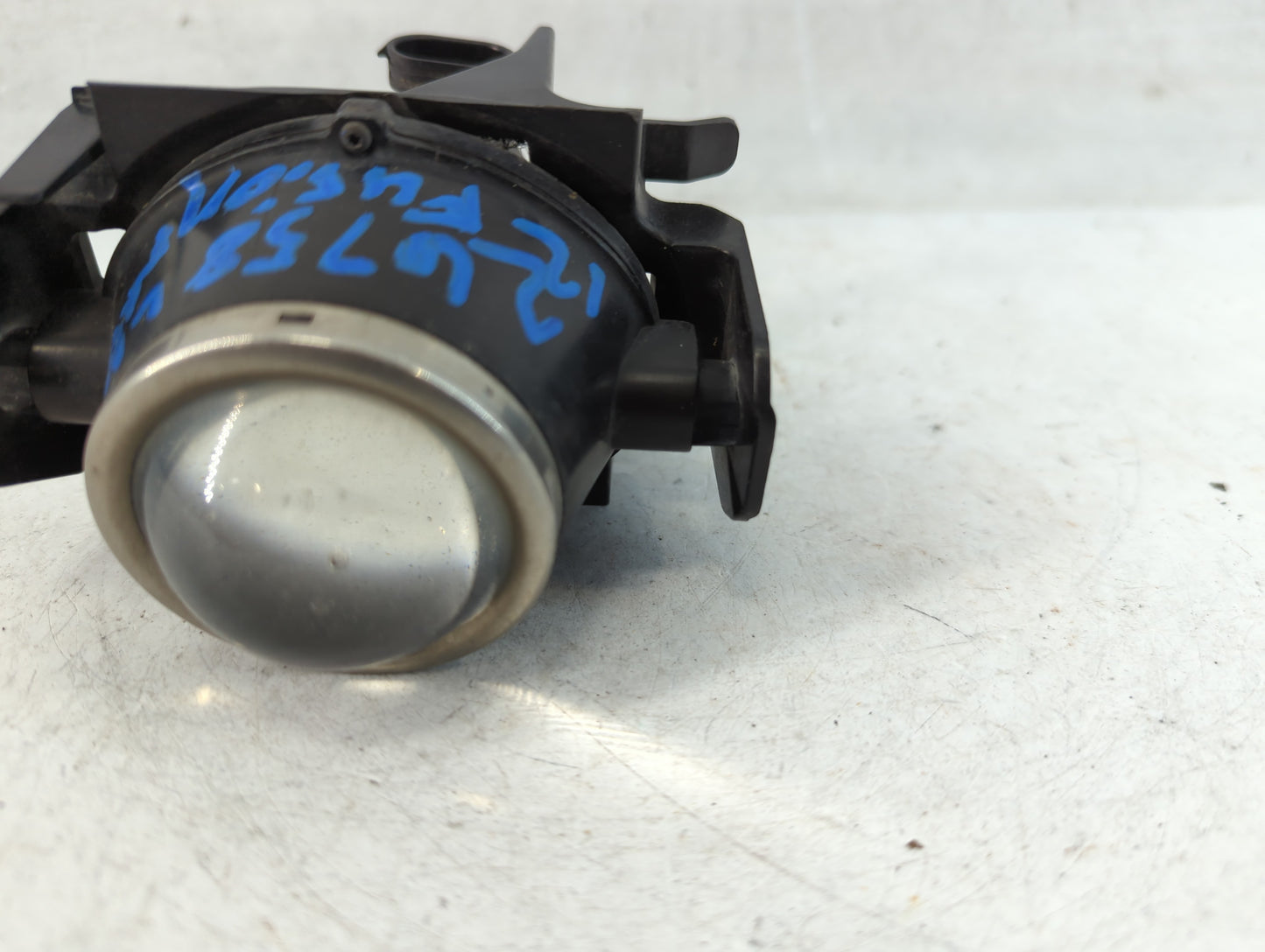 2006-2012 Ford Fusion Driver Left Oem Fog Light Lamp - Oemusedautoparts1.com