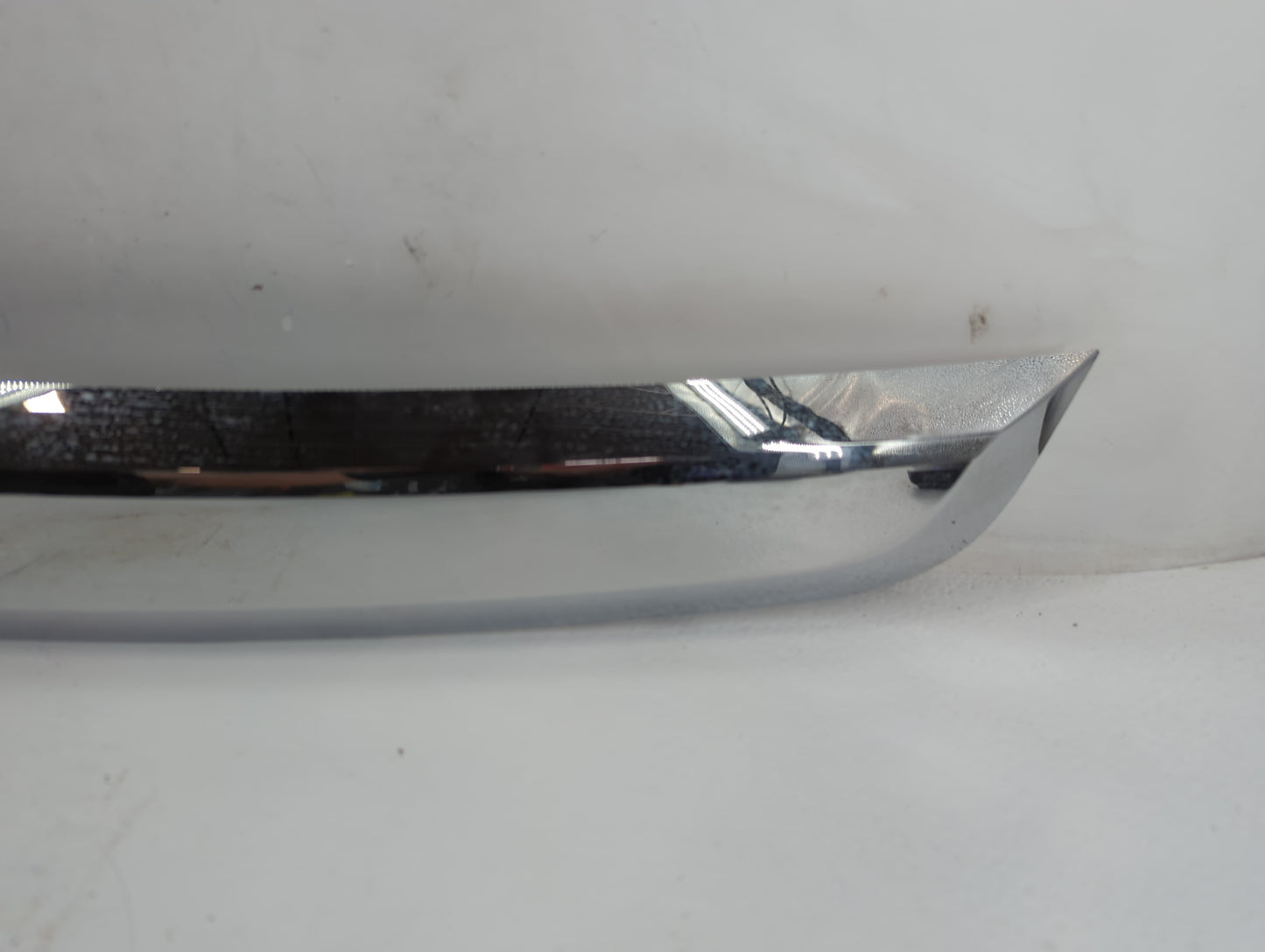 2010-2012 Ford Fusion Front Grille Bumper Not Included - Oemusedautoparts1.com
