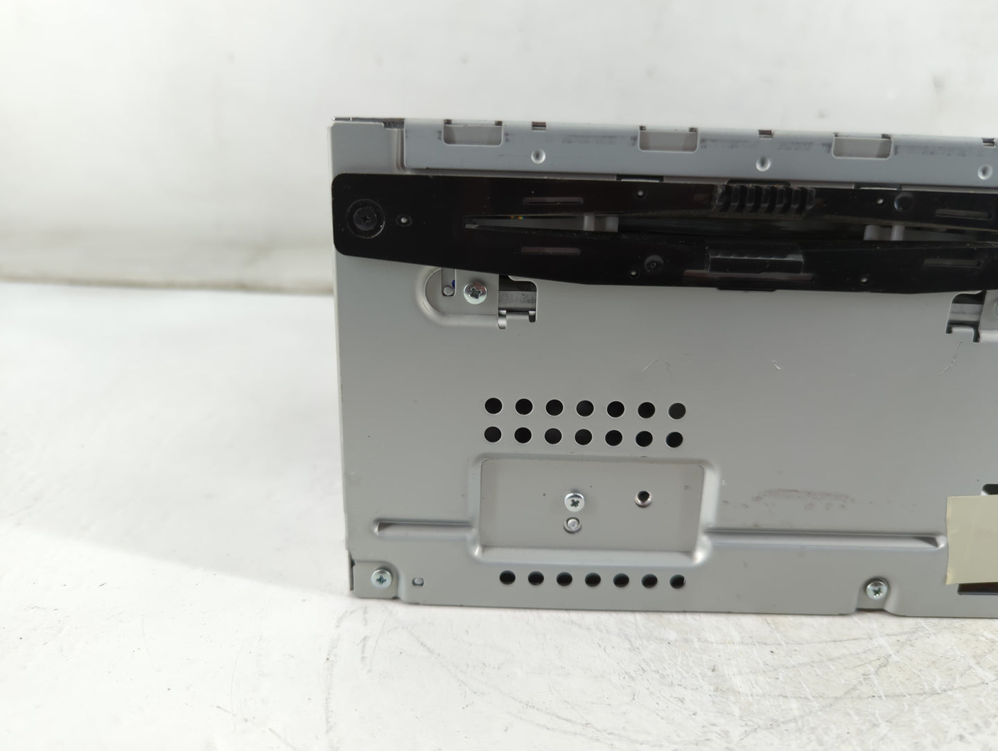 2011-2012 Ford Fusion Radio AM FM Cd Player Receiver Replacement P/N:BE5T-19C107-BA Fits Fits 2011 2012 OEM Used Auto Parts 