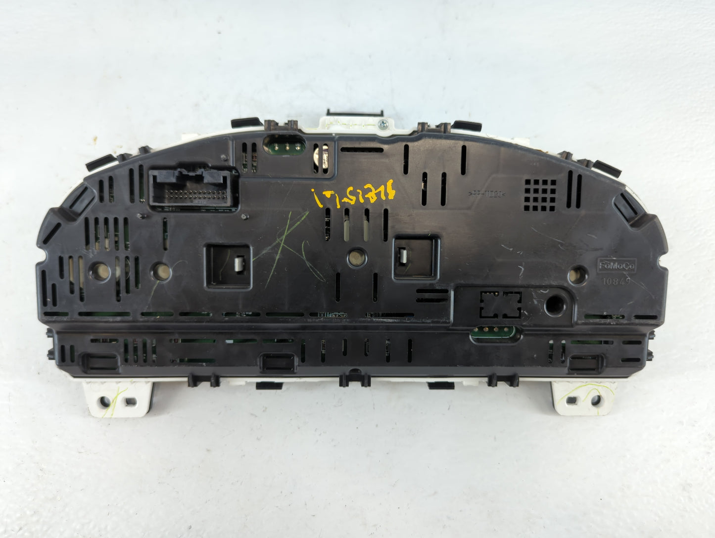 2011-2012 Ford Fusion Instrument Cluster Speedometer Gauges P/N:BE5T-10849-CD Fits Fits 2011 2012 OEM Used Auto Parts - Oemu