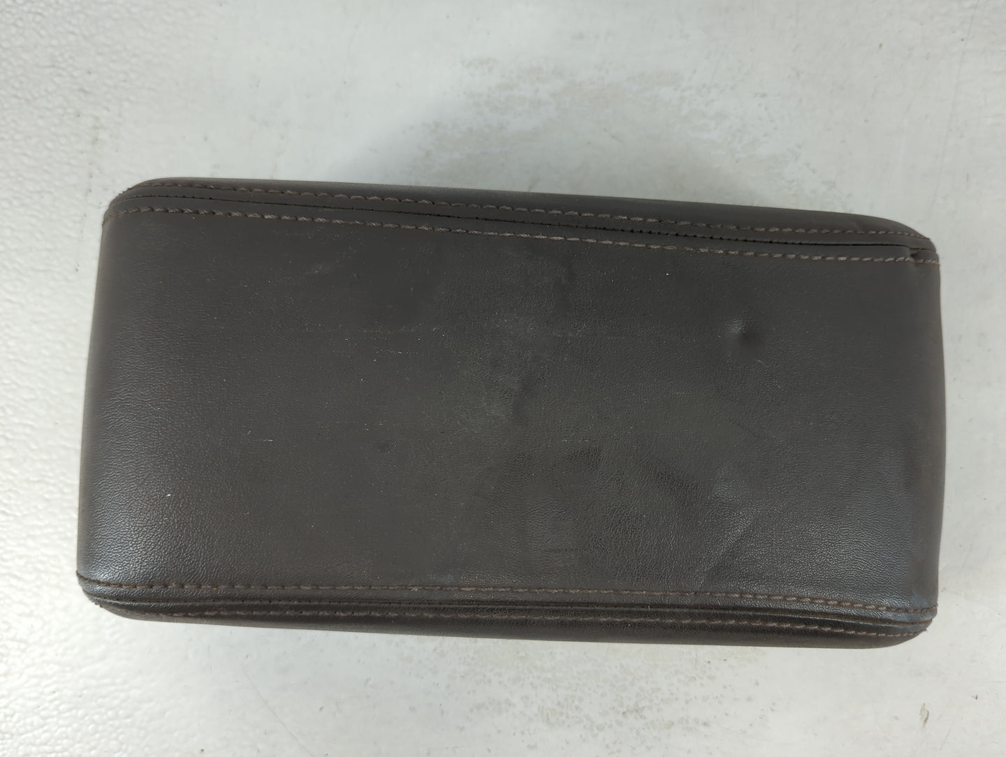 2010-2012 Ford Fusion Center Console Armrest Cover Lid Fits Fits 2010 2011 2012 OEM Used Auto Parts - Oemusedautoparts1.com