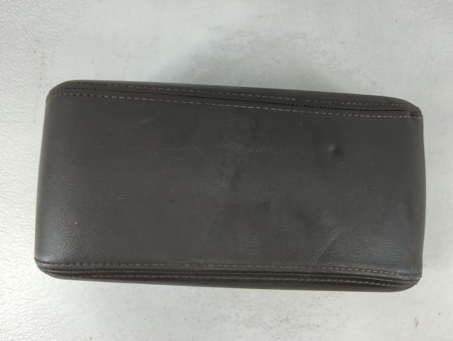 2010-2012 Ford Fusion Center Console Armrest Cover Lid Fits Fits 2010 2011 2012 OEM Used Auto Parts - Oemusedautoparts1.com