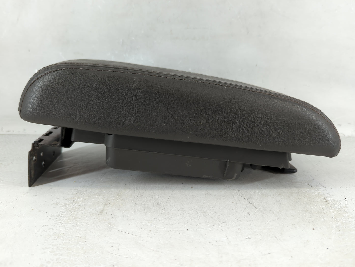 2010-2012 Ford Fusion Center Console Armrest Cover Lid Fits Fits 2010 2011 2012 OEM Used Auto Parts - Oemusedautoparts1.com