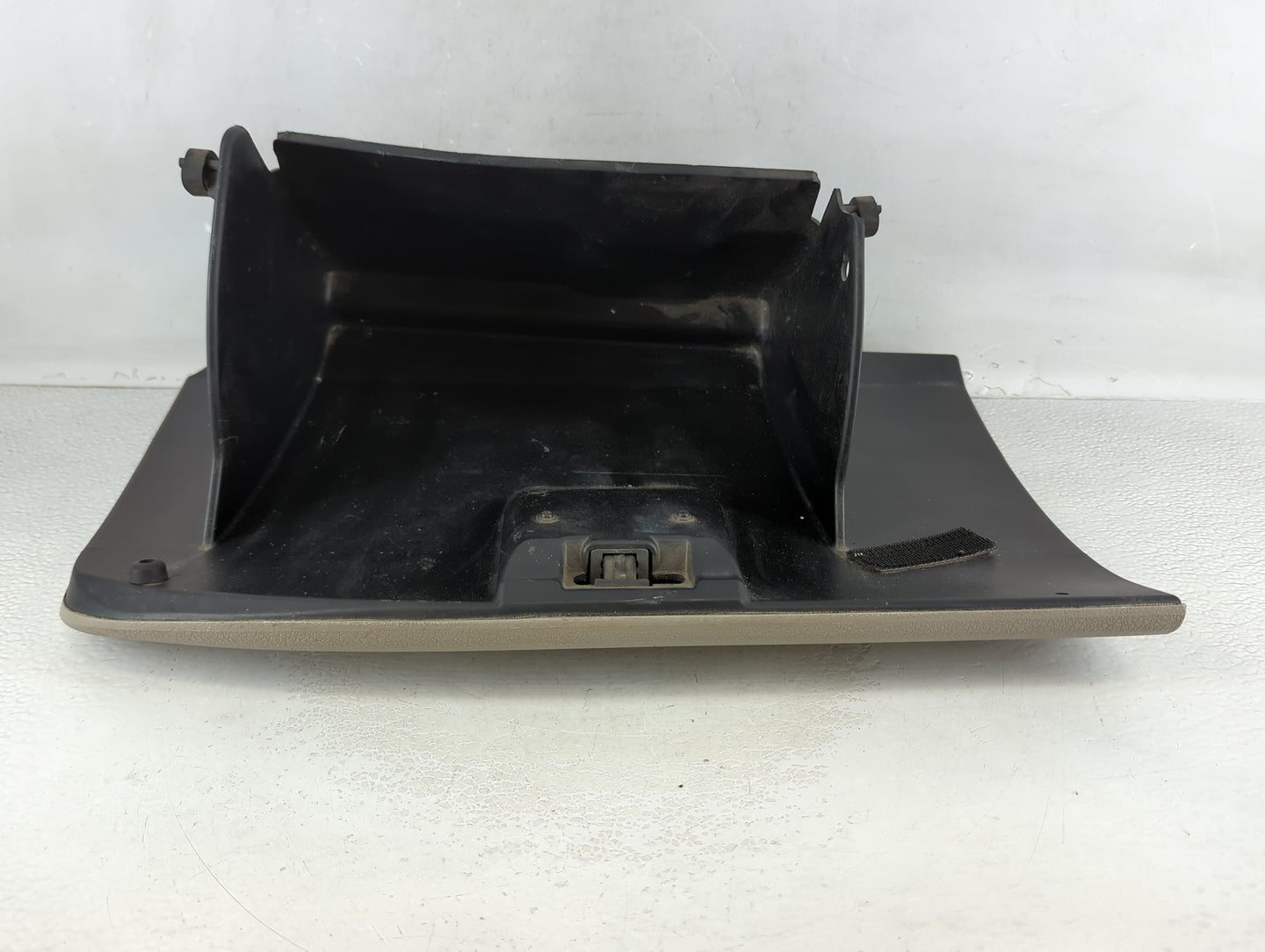 2012 Ford Fusion Passenger Glove Box Door Storage Compartment 910854 - Oemusedautoparts1.com