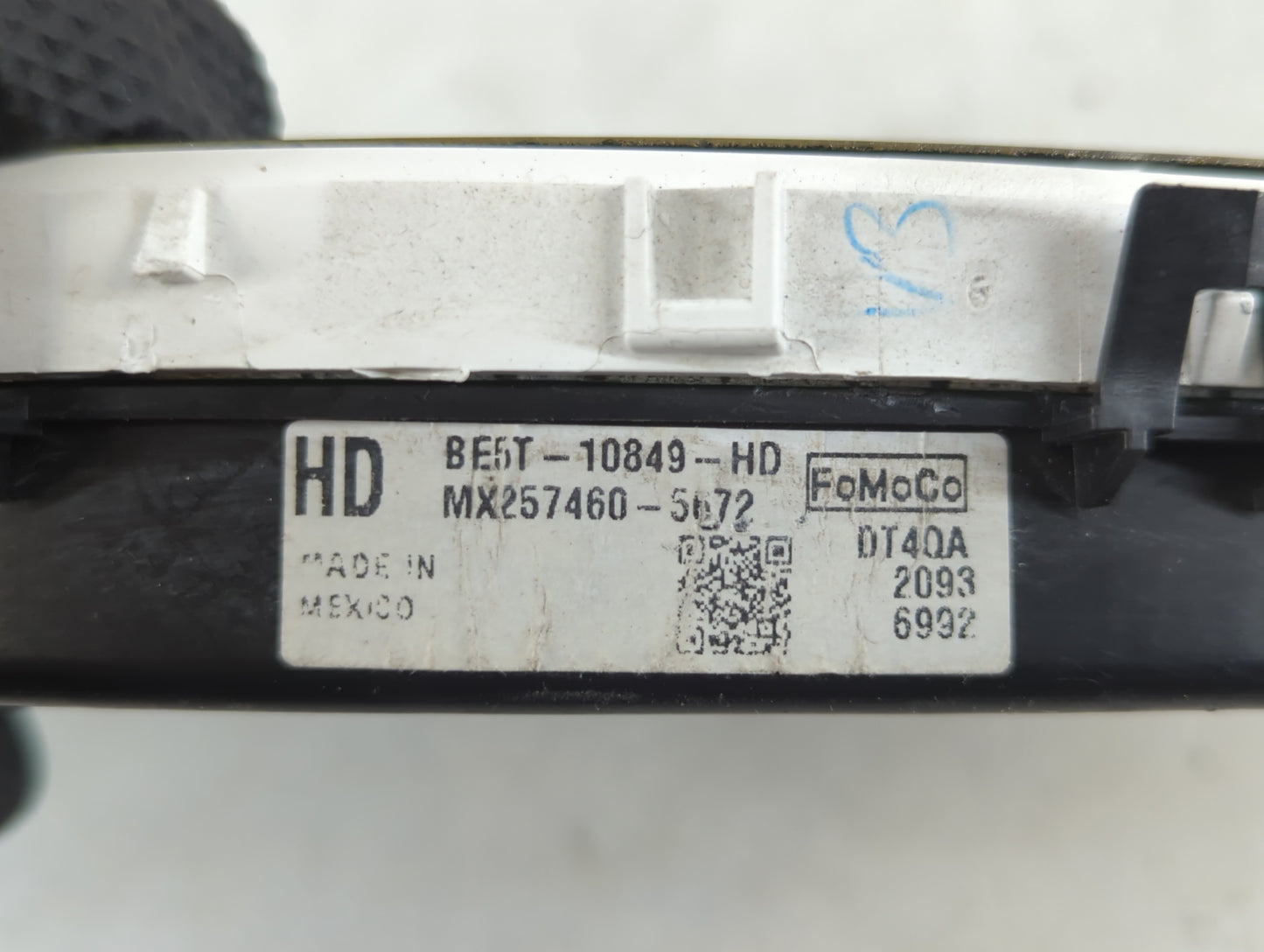 2011-2012 Ford Fusion Instrument Cluster Speedometer Gauges Fits Fits 2011 2012 OEM Used Auto Parts - Oemusedautoparts1.com