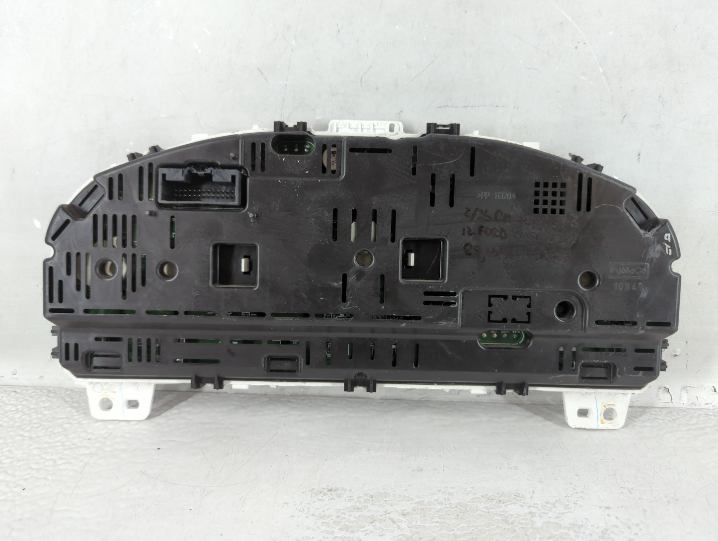 2011-2012 Ford Fusion Instrument Cluster Speedometer Gauges Fits Fits 2011 2012 OEM Used Auto Parts - Oemusedautoparts1.com