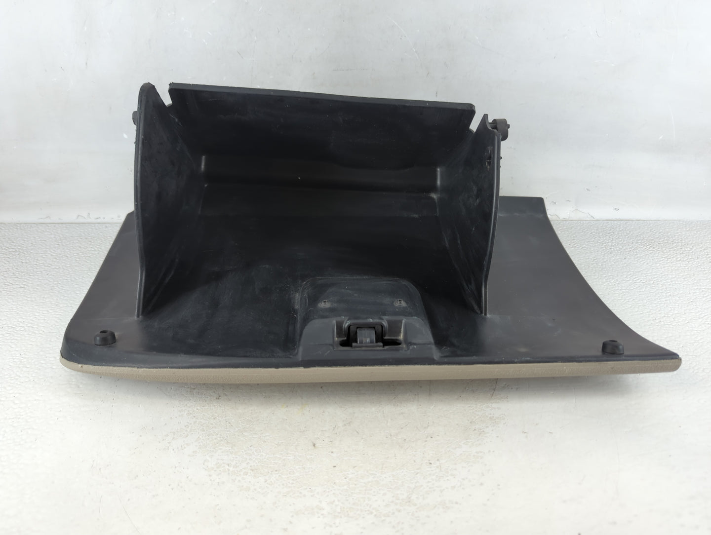 2012 Ford Fusion Passenger Glove Box Door Storage Compartment 910957 - Oemusedautoparts1.com