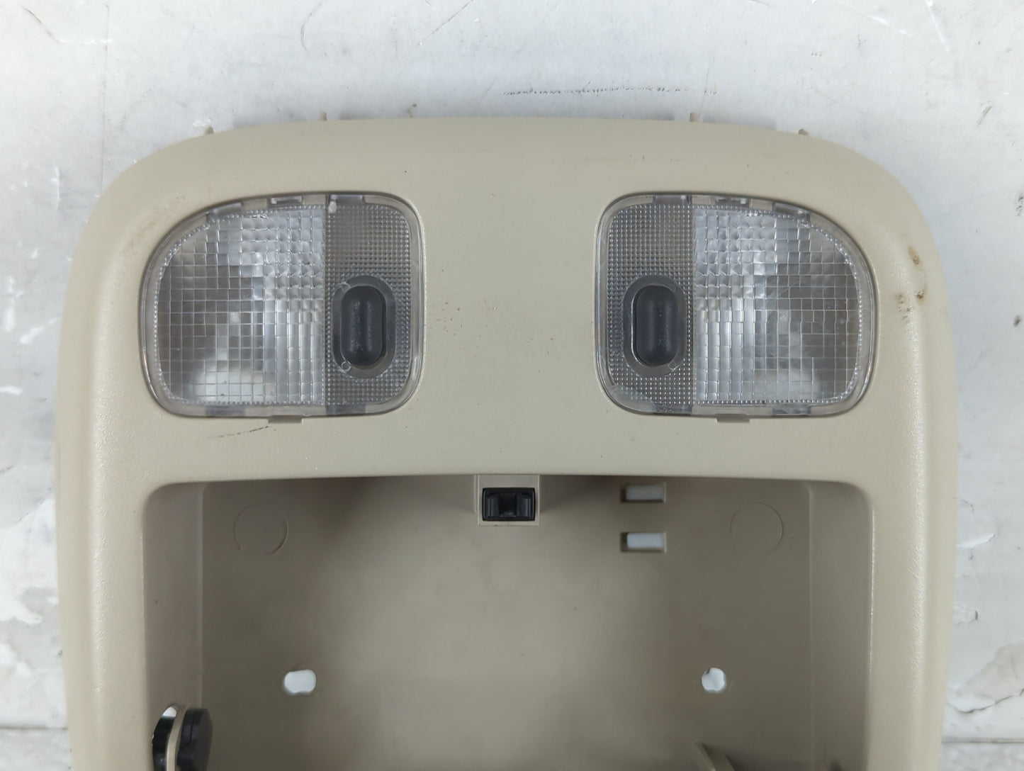 2010-2012 Ford Fusion Overhead Roof Console Interior Dome Light - Oemusedautoparts1.com
