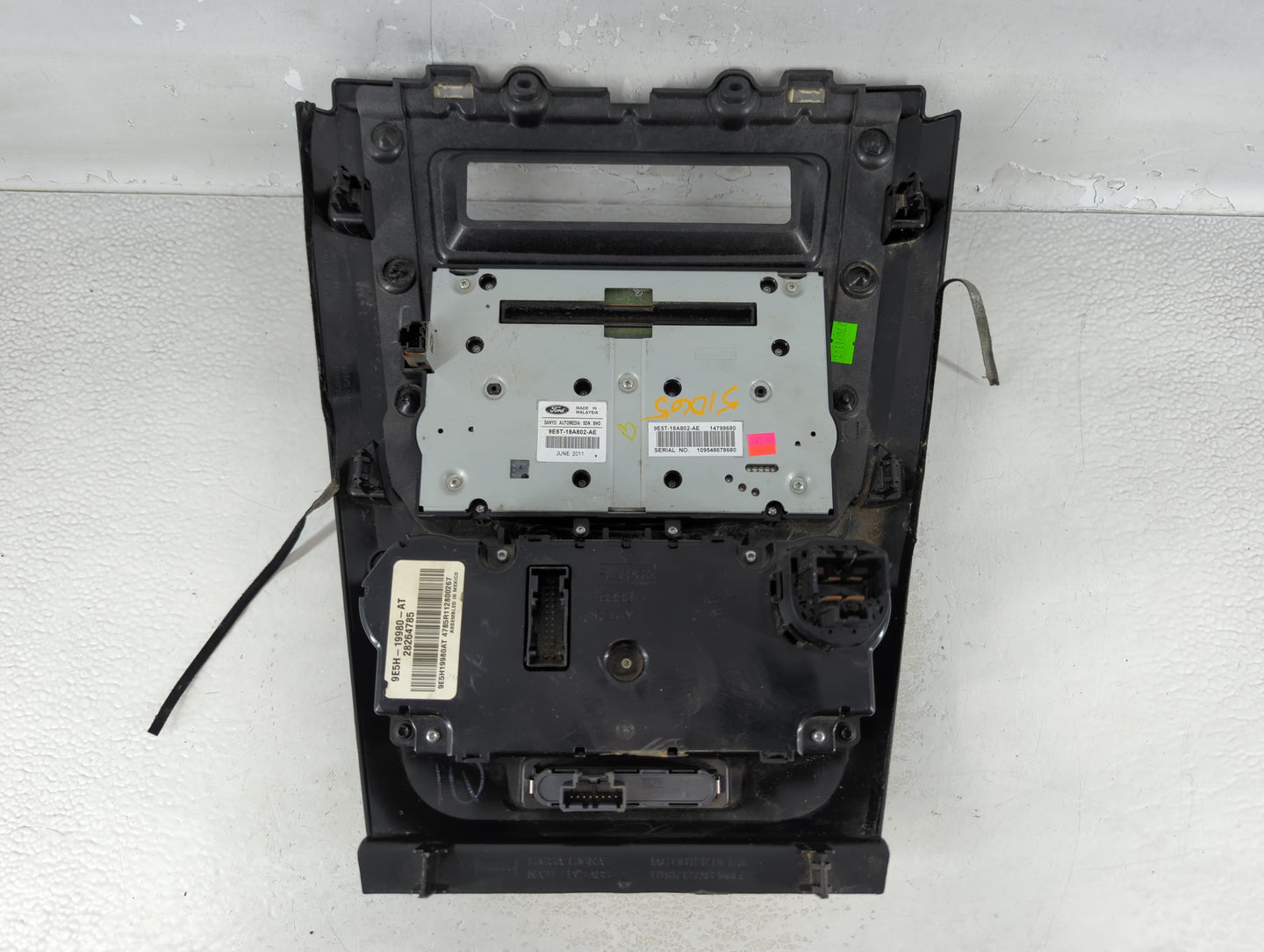 2012 Ford Fusion Climate Control Module Temperature AC/Heater Replacement P/N:9E5T-18A802-AE Fits OEM Used Auto Parts - Oemu