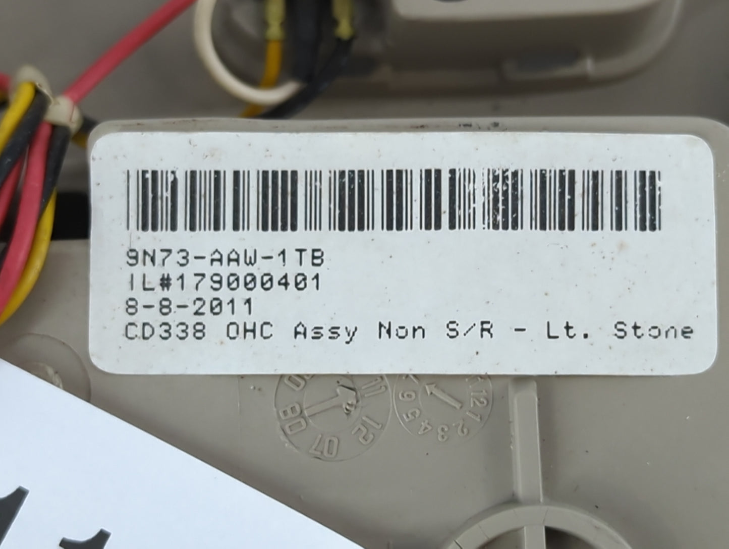2010-2012 Ford Fusion Overhead Roof Console Interior Dome Light - Oemusedautoparts1.com