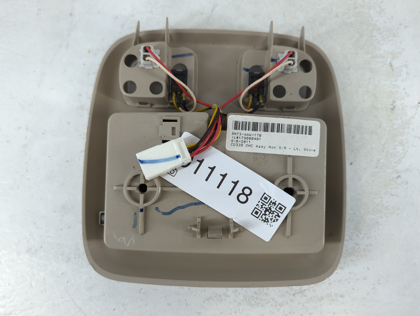 2010-2012 Ford Fusion Overhead Roof Console Interior Dome Light - Oemusedautoparts1.com