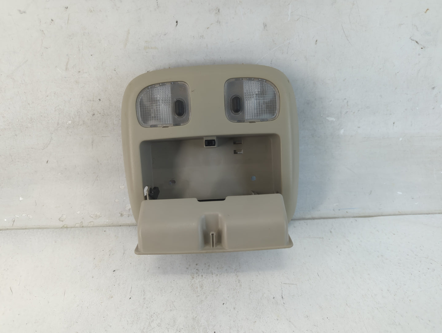 2010-2012 Ford Fusion Overhead Roof Console 915974 - Oemusedautoparts1.com