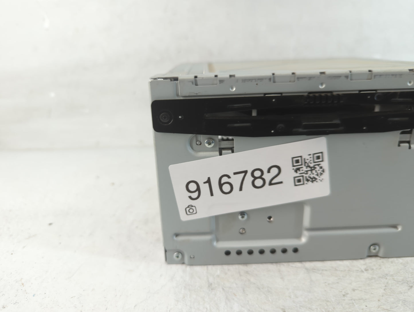 2011-2012 Ford Fusion Radio AM FM Cd Player Receiver Replacement P/N:BE5T-18D822-AB Fits Fits 2011 2012 OEM Used Auto Parts 