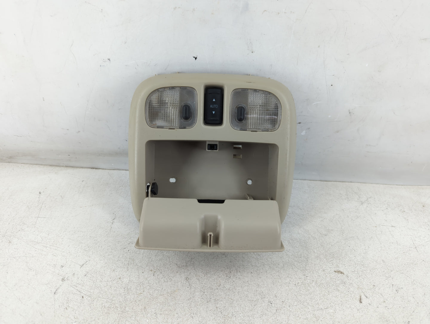 2010-2012 Ford Fusion Overhead Roof Console Interior Dome Light - Oemusedautoparts1.com