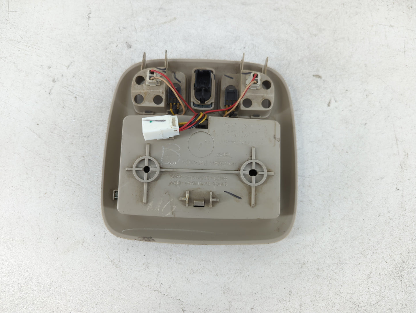 2010-2012 Ford Fusion Overhead Roof Console Interior Dome Light - Oemusedautoparts1.com