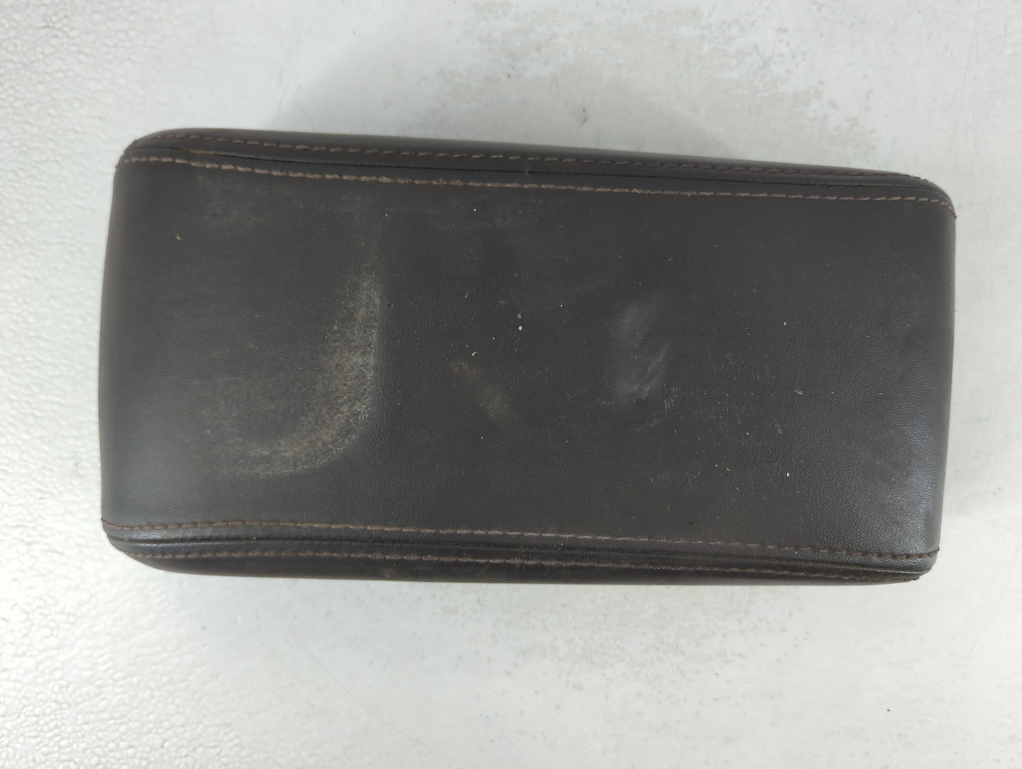 2010-2012 Ford Fusion Center Console Armrest Cover Lid Fits Fits 2010 2011 2012 OEM Used Auto Parts - Oemusedautoparts1.com