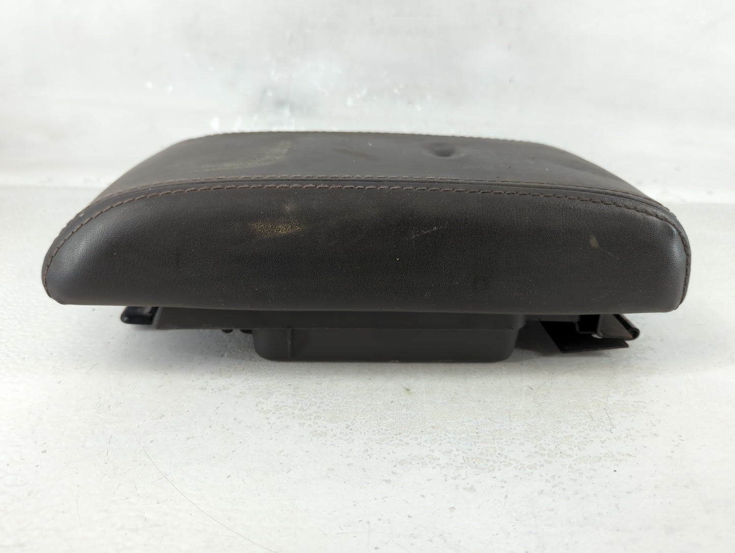 2010-2012 Ford Fusion Center Console Armrest Cover Lid Fits Fits 2010 2011 2012 OEM Used Auto Parts - Oemusedautoparts1.com