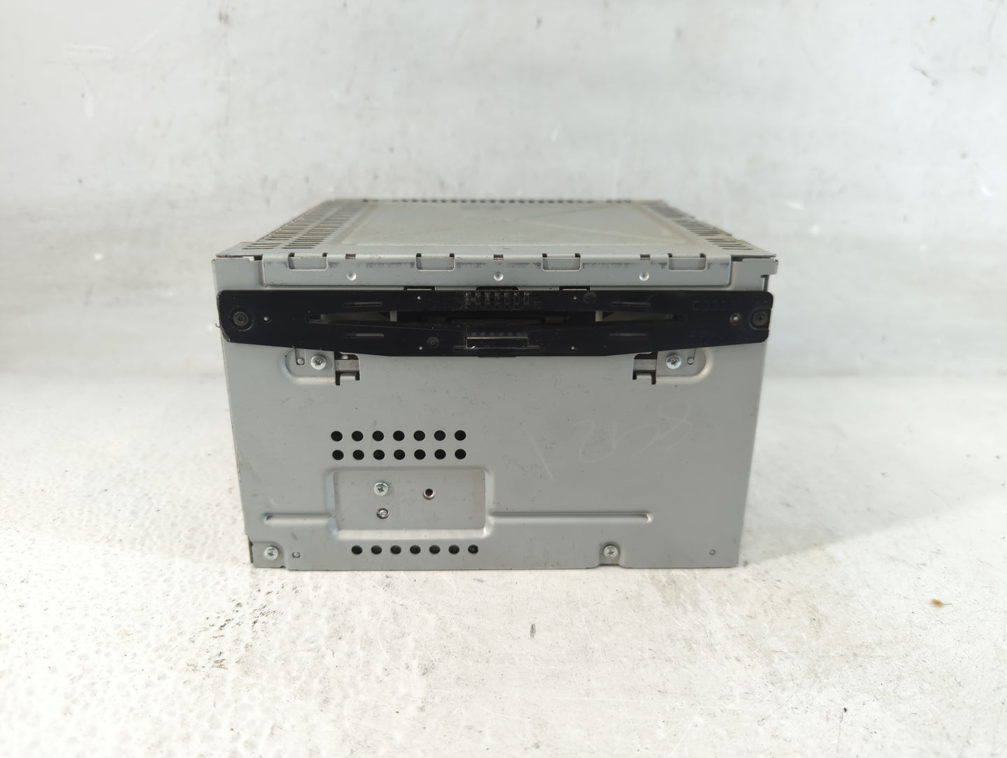 2012 Ford Fusion Radio AM FM Cd Player Receiver Replacement P/N:BE5T-18D822-AB Fits OEM Used Auto Parts - Oemusedautoparts1.