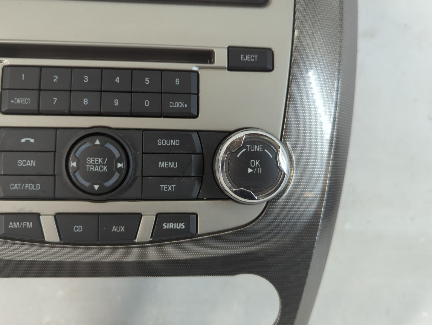 2010-2012 Ford Fusion Radio AM FM Cd Player Receiver Replacement P/N:9E5T-18A802-AE Fits Fits 2010 2011 2012 OEM Used Auto P
