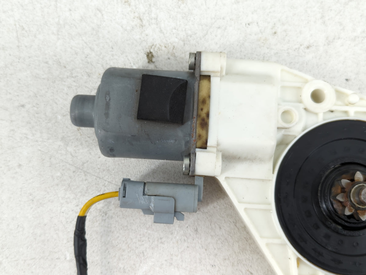 2006-2012 Ford Fusion Used Window Regulator Right Passenger Rear 928296 - Oemusedautoparts1.com