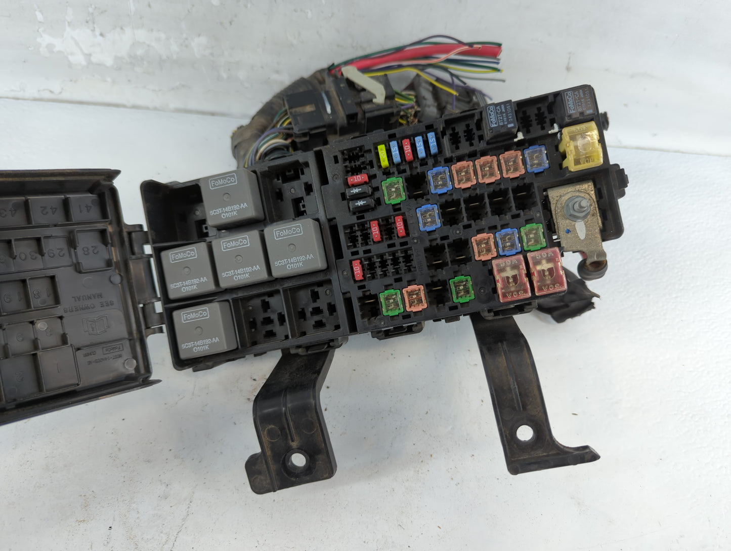 2010-2012 Ford Fusion Fusebox Fuse Box Panel Relay Module P/N:54-7146-30 Fits Fits 2010 2011 2012 OEM Used Auto Parts - Oemu