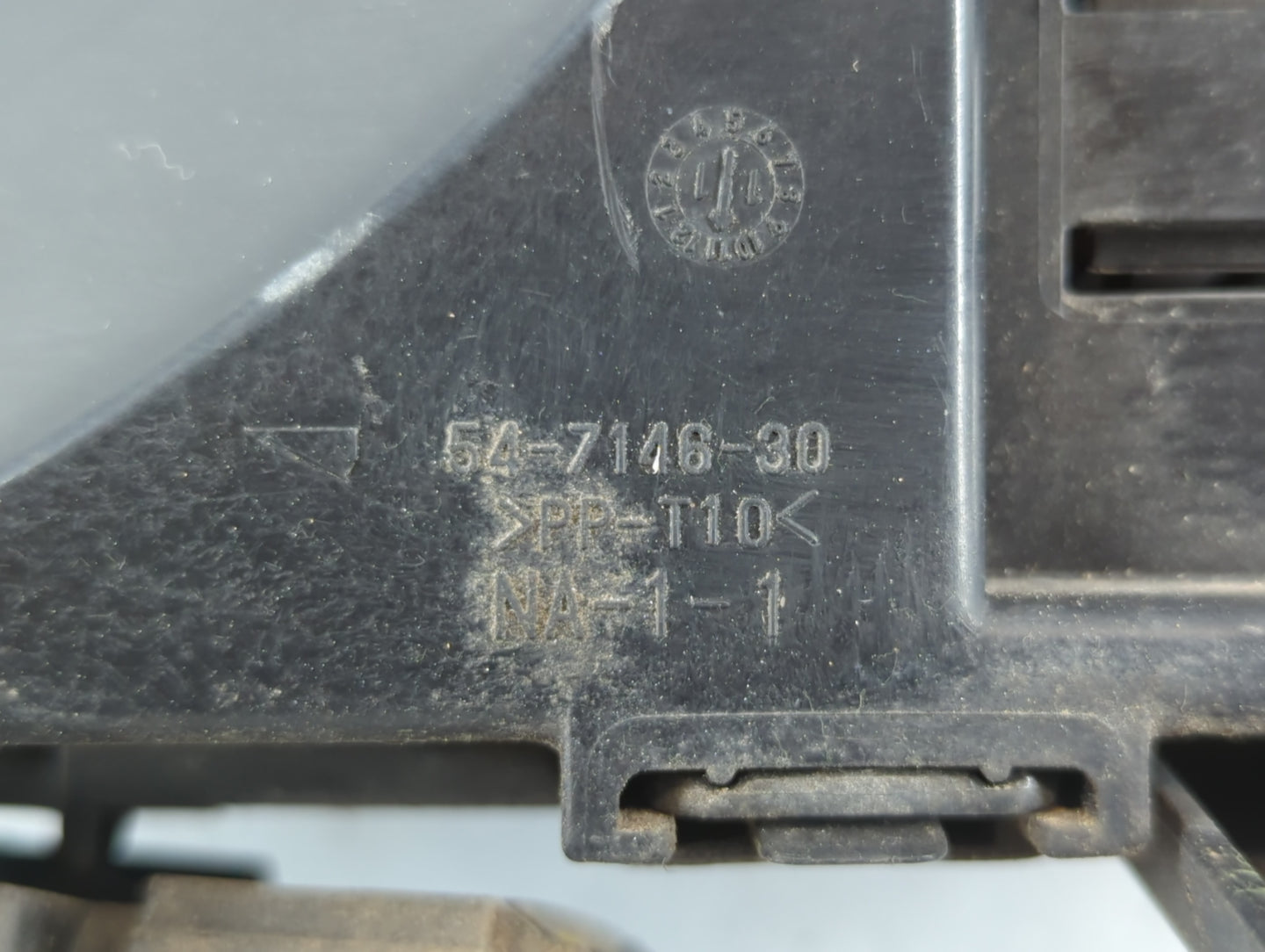 2010-2012 Ford Fusion Fusebox Fuse Box Panel Relay Module P/N:54-7146-30 Fits Fits 2010 2011 2012 OEM Used Auto Parts - Oemu