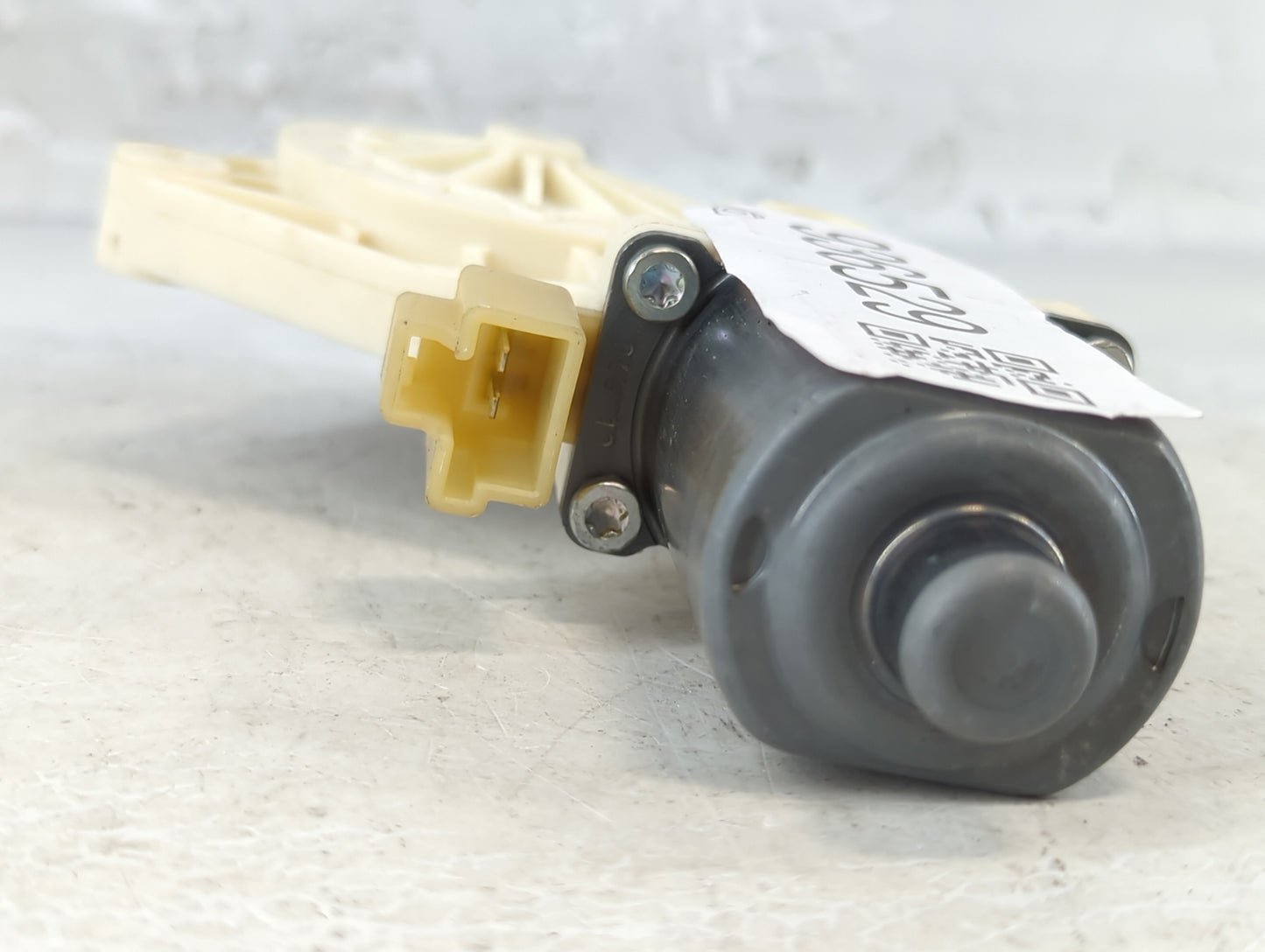 2011-2012 Ford Fusion Passenger Front Right Power Window Motor - Oemusedautoparts1.com