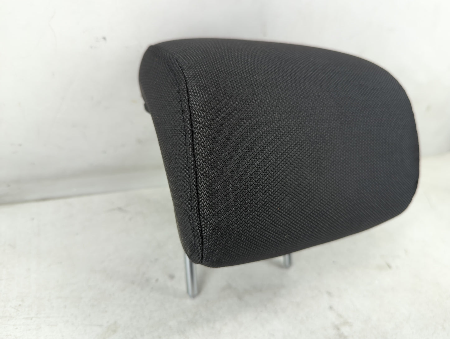 2012 Ford Fusion Headrest Head Rest Rear Center Seat Fits OEM Used Auto Parts - Oemusedautoparts1.com