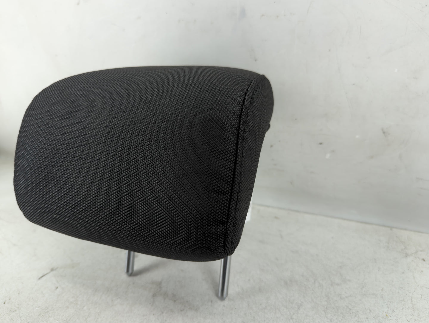 2012 Ford Fusion Headrest Head Rest Rear Center Seat Fits OEM Used Auto Parts - Oemusedautoparts1.com