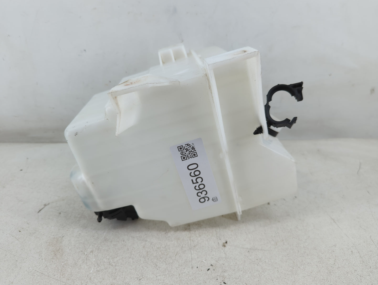 2006-2012 Ford Fusion Windshield Washer Fluid Reservoir Bottle Oem - Oemusedautoparts1.com