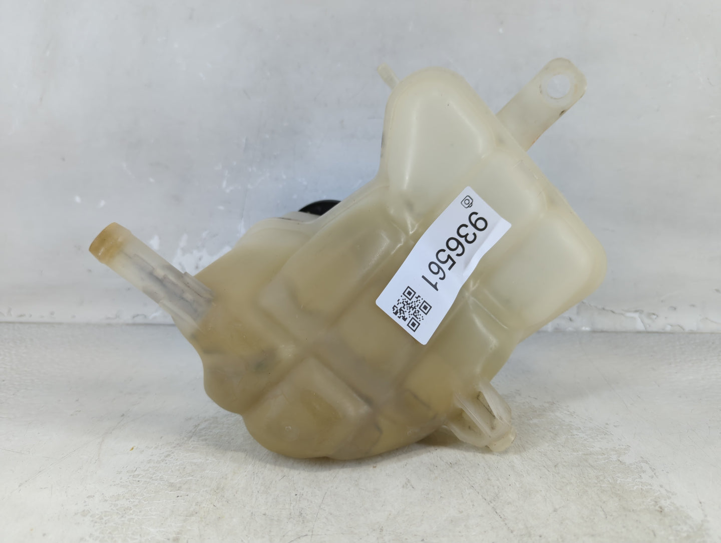 2010-2012 Ford Fusion Radiator Coolant Overflow Expansion Tank Bottle - Oemusedautoparts1.com