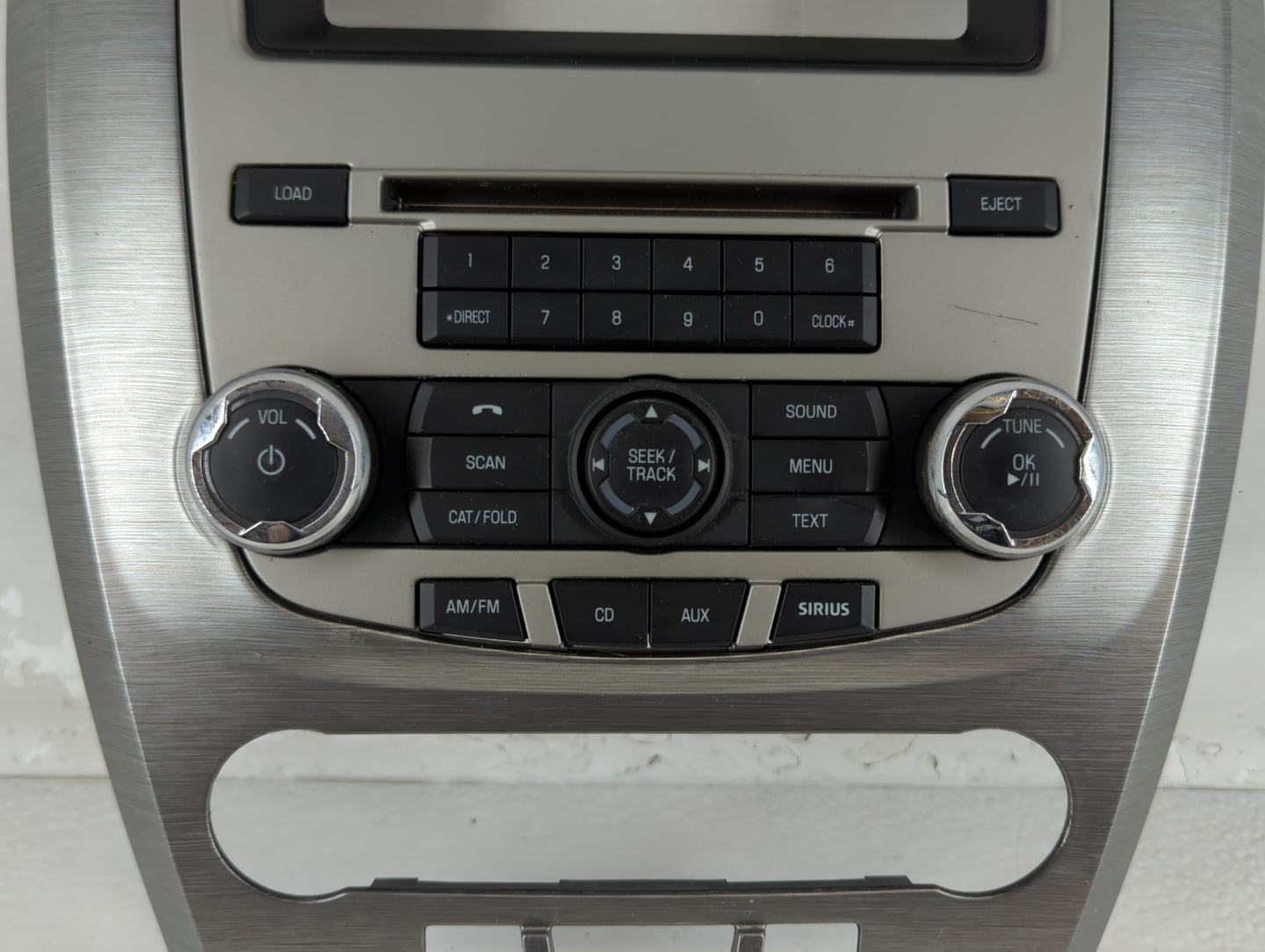 2010-2012 Ford Fusion Radio AM FM Cd Player Receiver Replacement P/N:9E5T-18A802-AE Fits Fits 2010 2011 2012 OEM Used Auto P