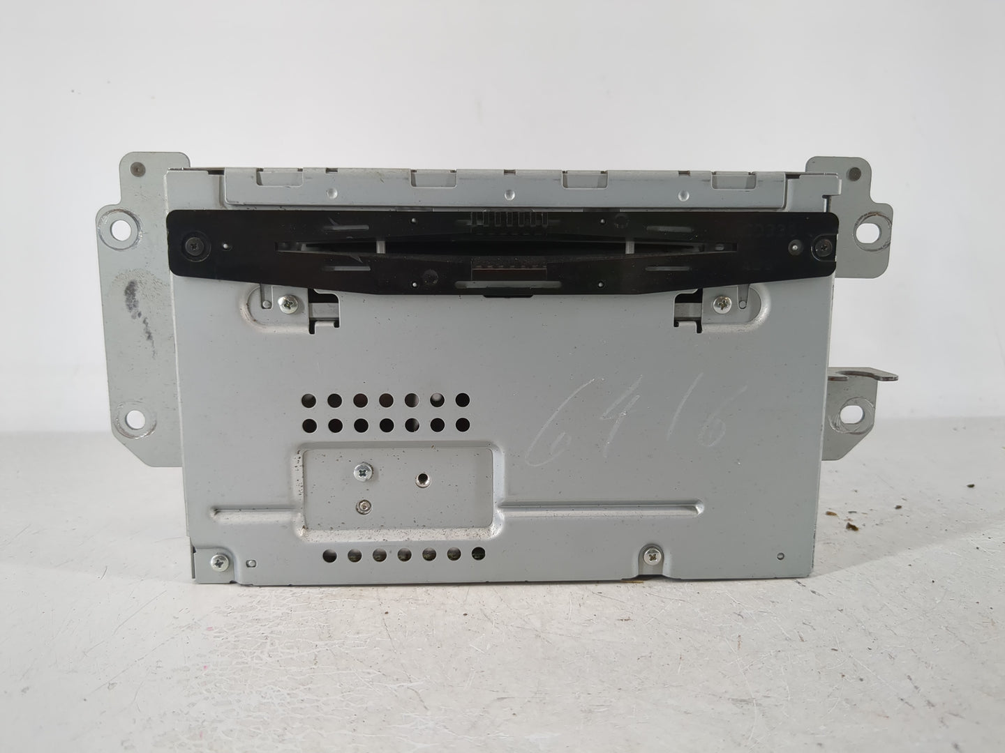 2010-2012 Ford Fusion Radio AM FM Cd Player Receiver Replacement P/N:BE5T-19C157-AB Fits Fits 2010 2011 2012 OEM Used Auto P