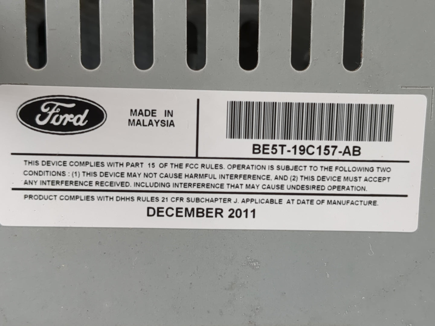 2010-2012 Ford Fusion Radio AM FM Cd Player Receiver Replacement P/N:BE5T-19C157-AB Fits Fits 2010 2011 2012 OEM Used Auto P