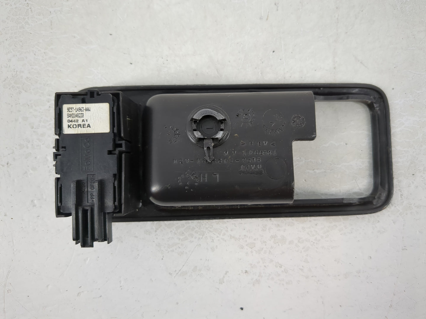 2010-2012 Ford Fusion Master Power Window Switch Replacement Driver Side Left P/N:9E5T-14963-AAW Fits OEM Used Auto Parts - 