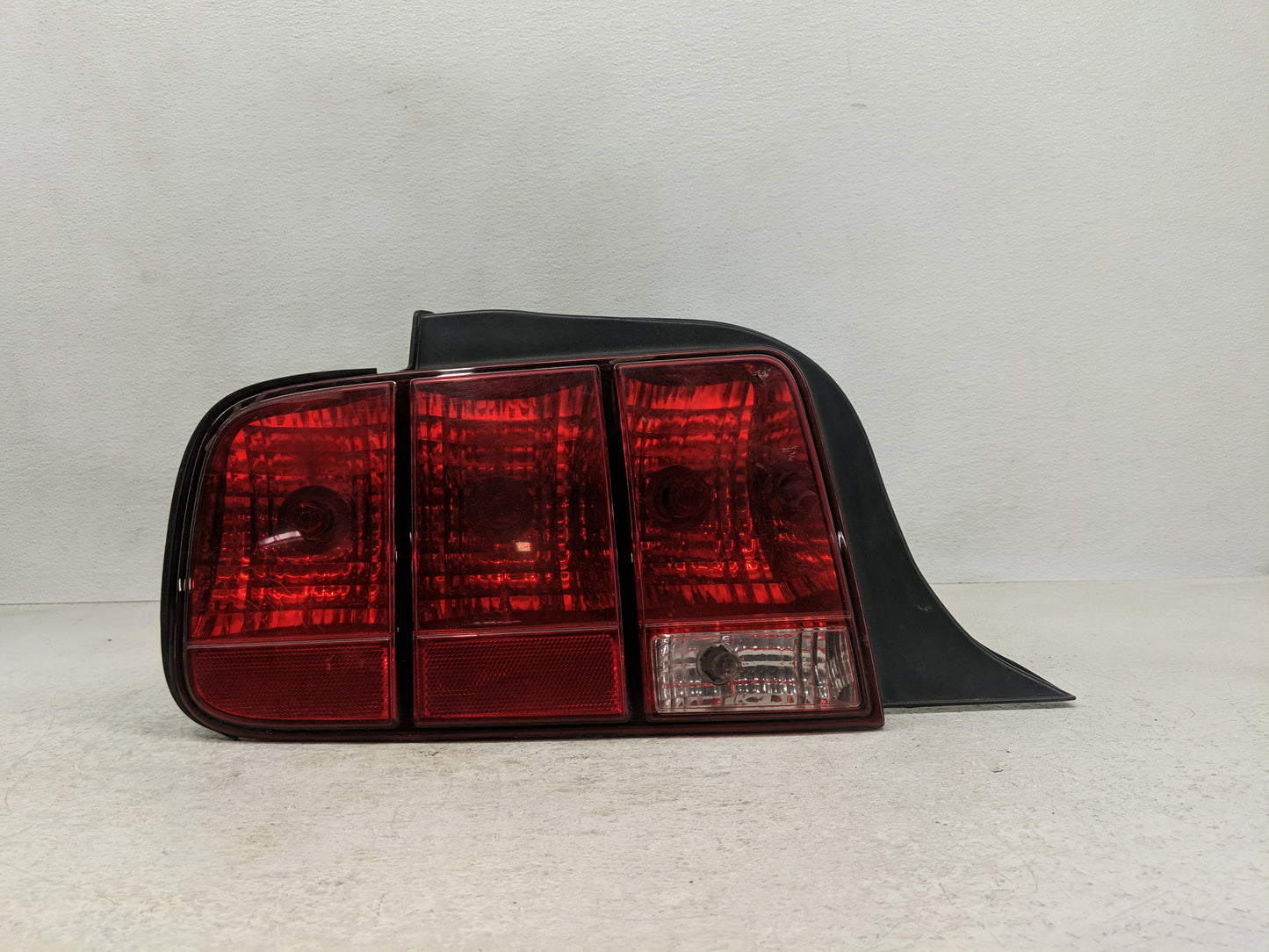 2010-2012 Ford Mustang Tail Light Assembly Driver Left OEM Fits Fits 2010 2011 2012 OEM Used Auto Parts - Oemusedautoparts1.