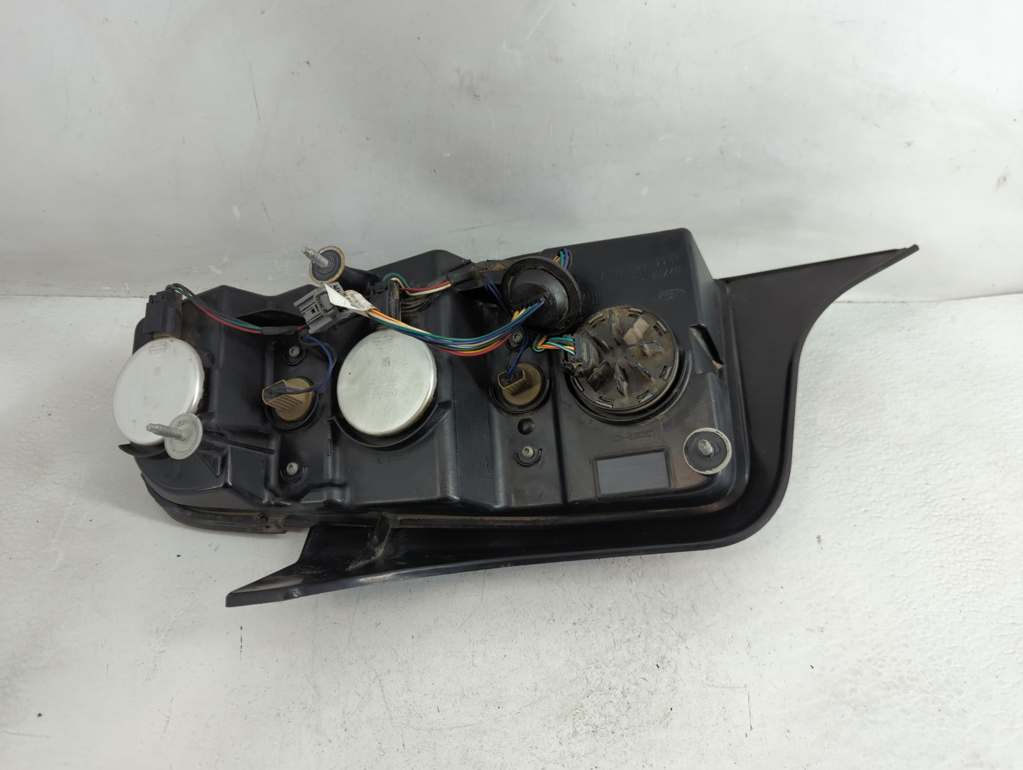 2010-2012 Ford Mustang Tail Light Assembly Driver Left OEM P/N:312754 AR33-13B505-AG Fits Fits 2010 2011 2012 OEM Used Auto 