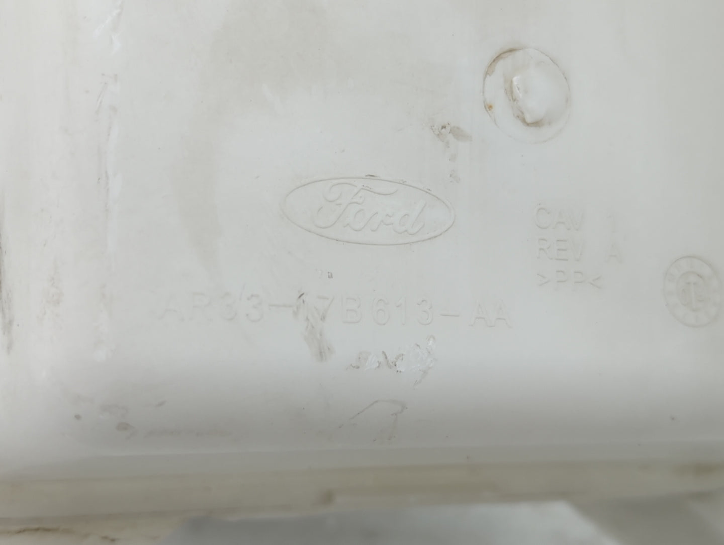 2010-2014 Ford Mustang Windshield Washer Fluid Reservoir Bottle Oem - Oemusedautoparts1.com