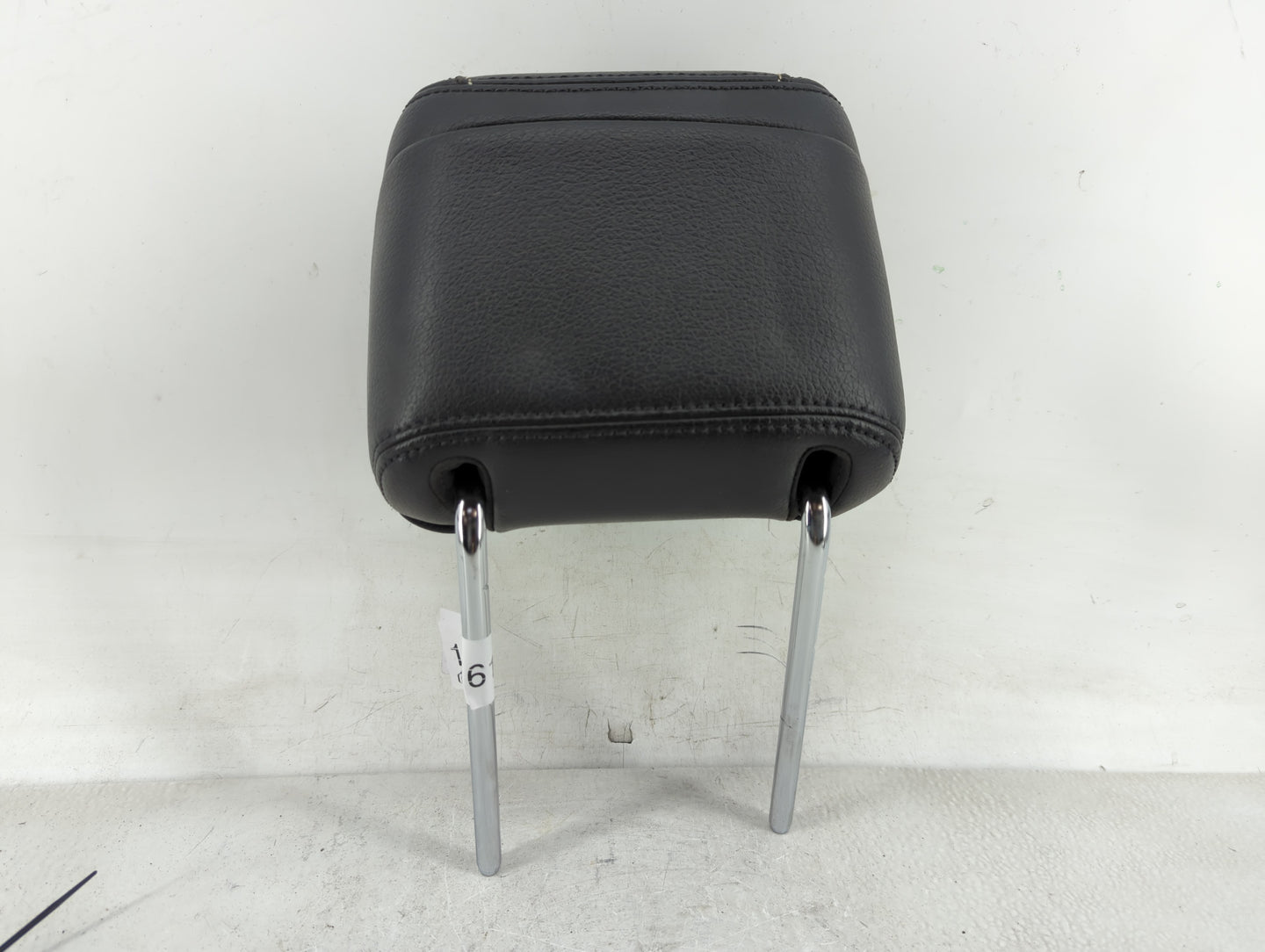 2010-2012 Ford Mustang Headrest Head Rest Front Driver Passenger Seat - Oemusedautoparts1.com