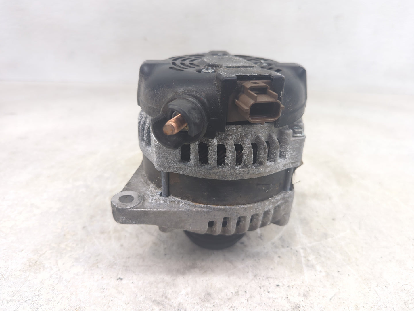 2011-2014 Ford Mustang Alternator Replacement Generator Charging Assembly Engine OEM Fits Fits 2011 2012 2013 2014 OEM Used 