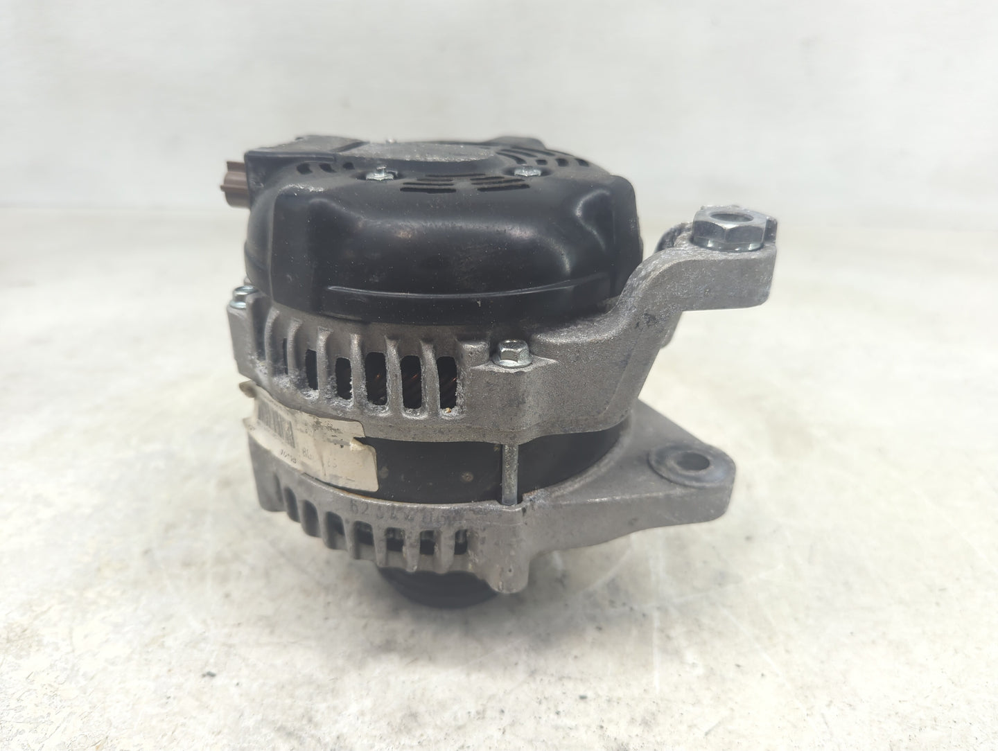 2011-2014 Ford Mustang Alternator Replacement Generator Charging Assembly Engine OEM Fits Fits 2011 2012 2013 2014 OEM Used 
