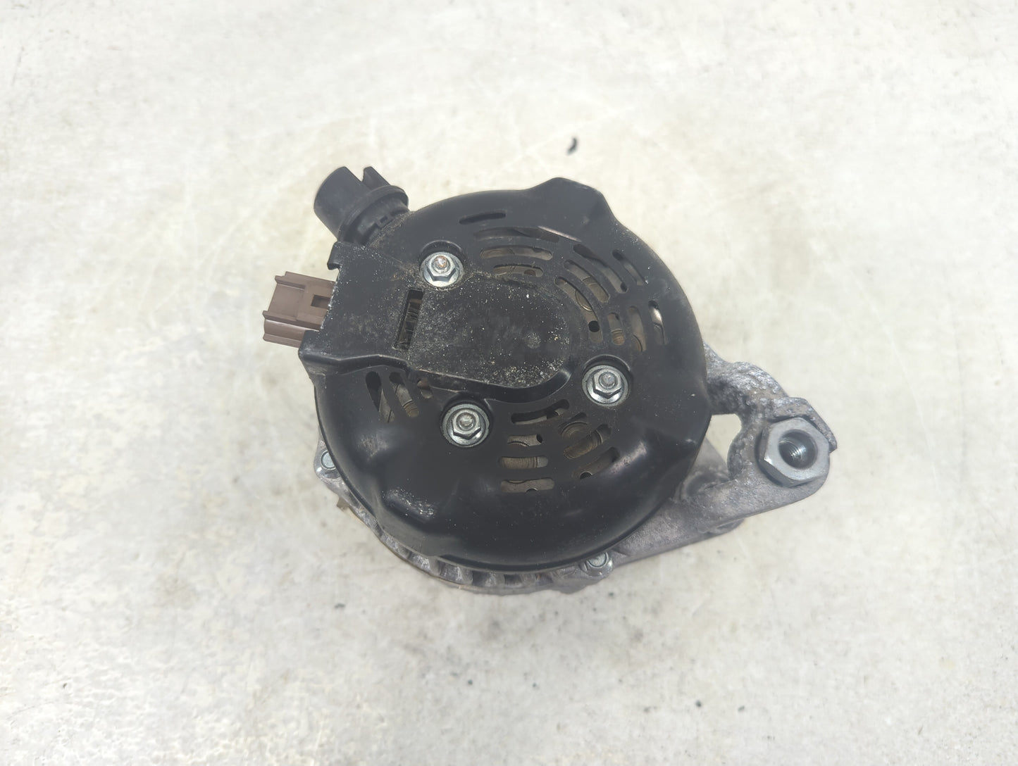 2011-2014 Ford Mustang Alternator Replacement Generator Charging Assembly Engine OEM Fits Fits 2011 2012 2013 2014 OEM Used 