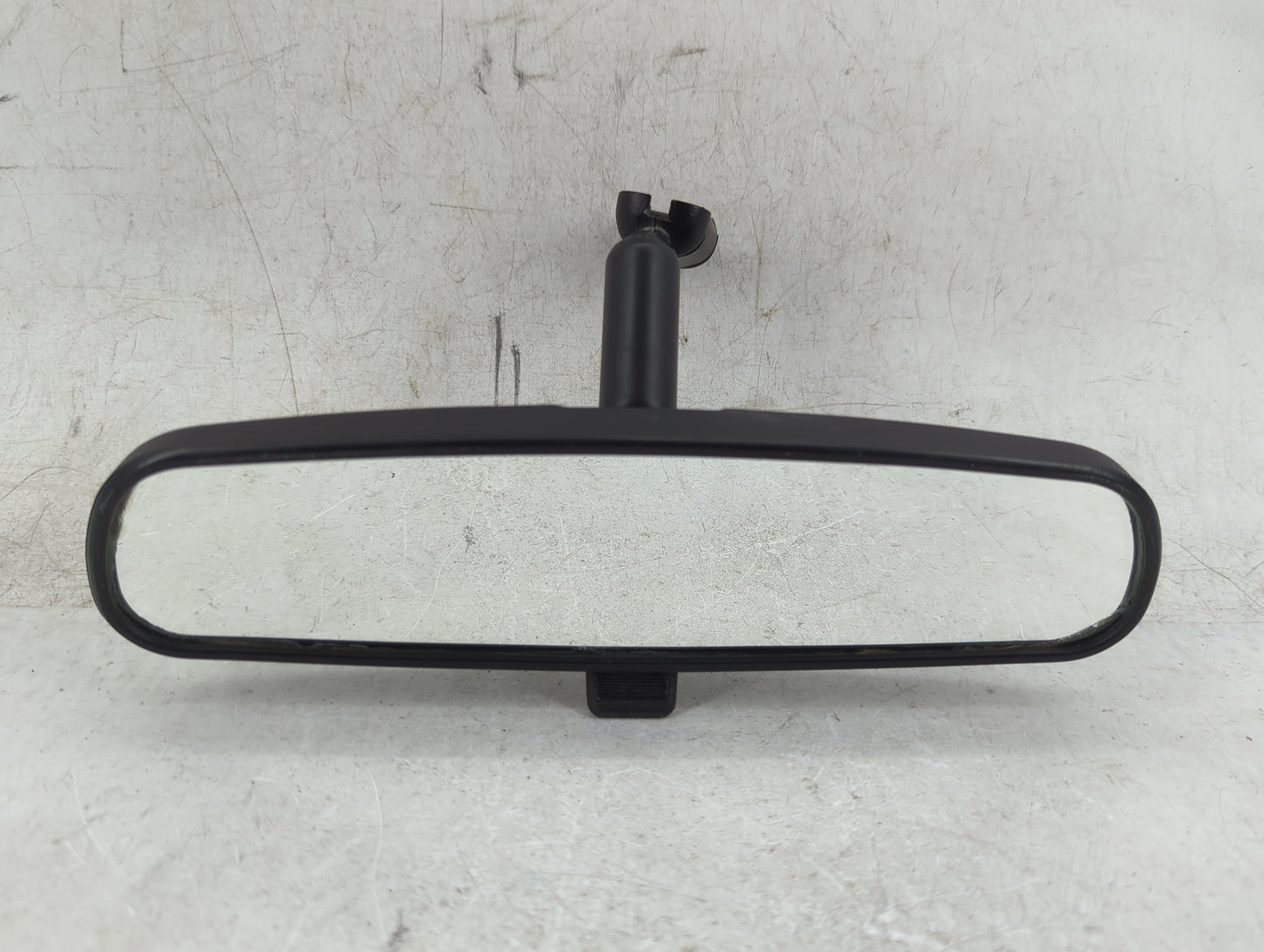 2010-2014 Ford Mustang Interior Rear View Mirror Replacement OEM Fits OEM Used Auto Parts - Oemusedautoparts1.com